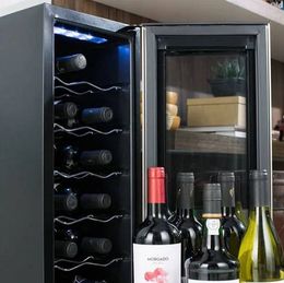 Adega-de-Vinhos-12-Garrafas-Bivolt-com-Acabamento-em-Aluminino-Escovado-ACB12