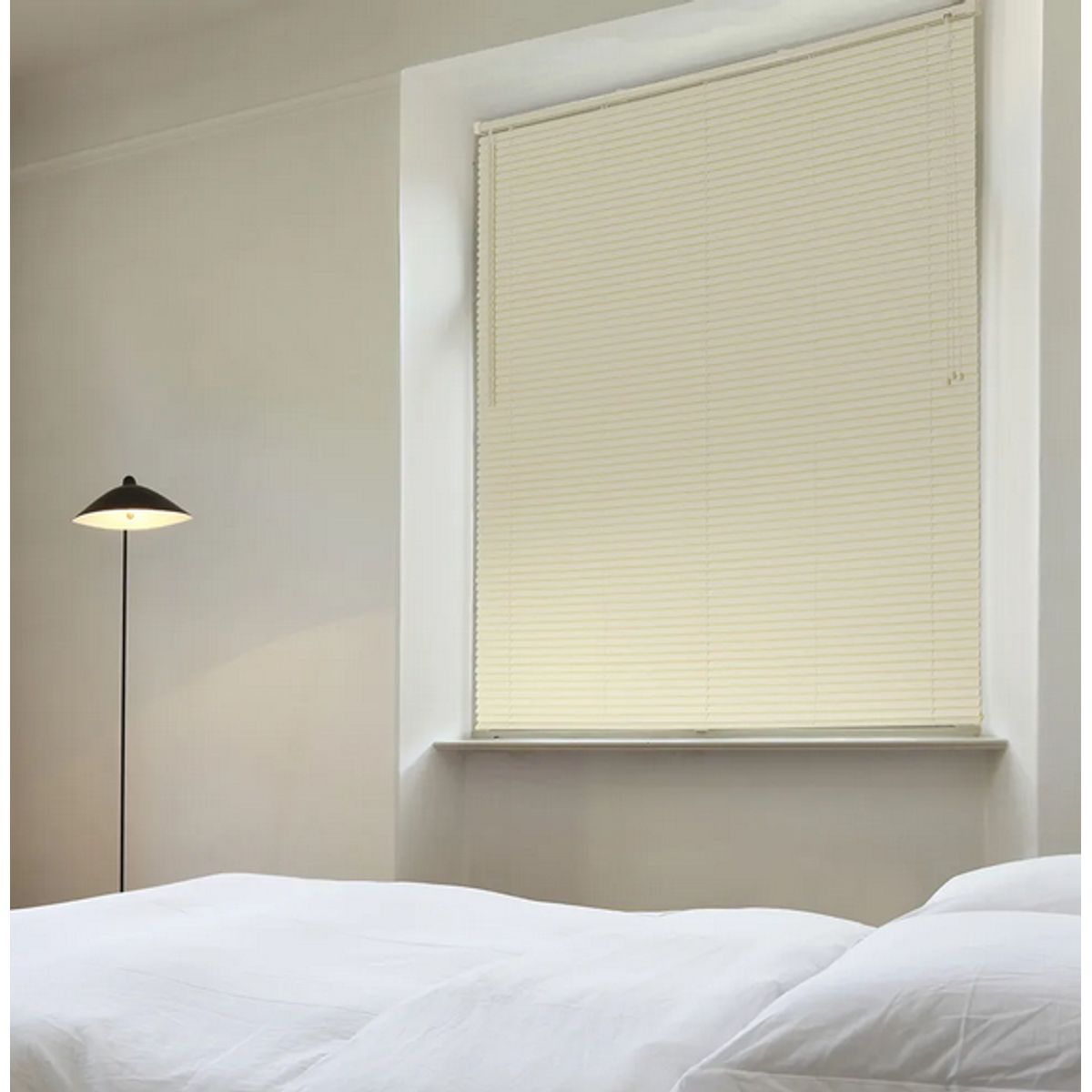 Persiana-Premier-Pvc-25mm-120x160-Bege---Conthey-2